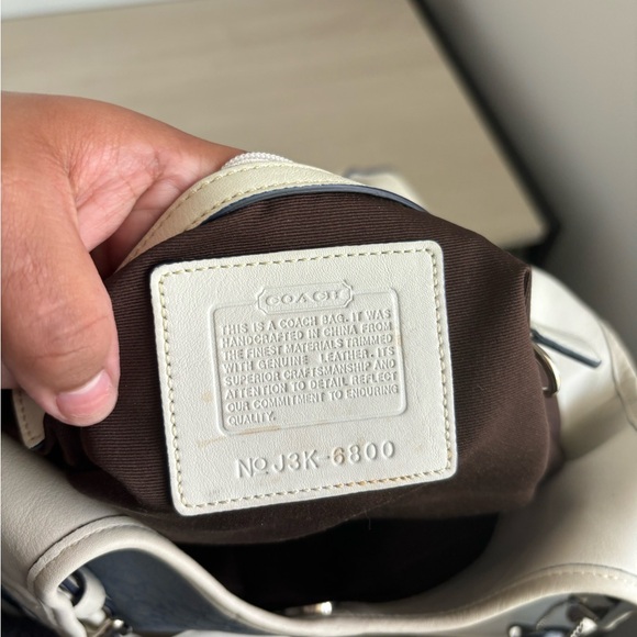 Y2K Blue Soho Tote - Picture 2 of 5